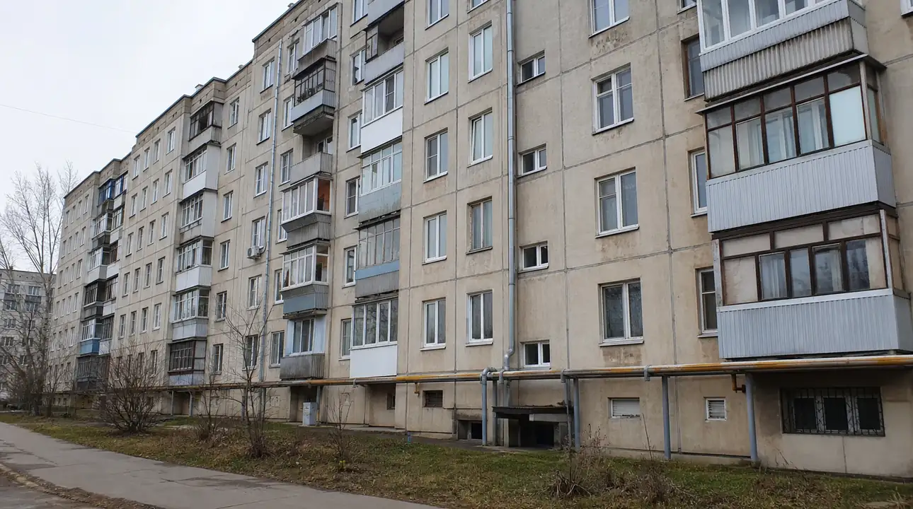 В Ульяновске после Дня России службы вышли на уборку улиц и ремонт дорог